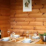 Quaint Chalet, Bernister Chalet