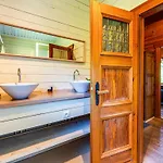 Quaint Chalet, Bernister Malmedy