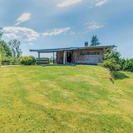 Chalet Traditional With Garden Near *