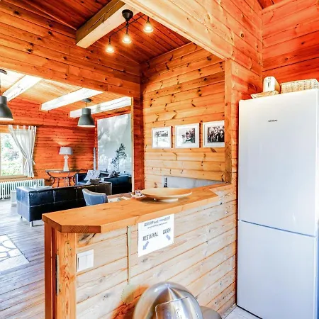 Traditional With Garden Near Chalet *