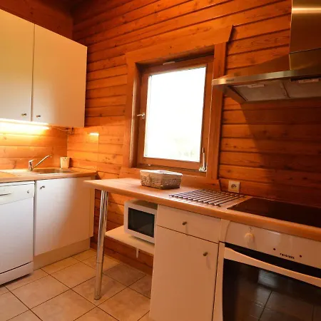 Traditional With Garden Near Chalet