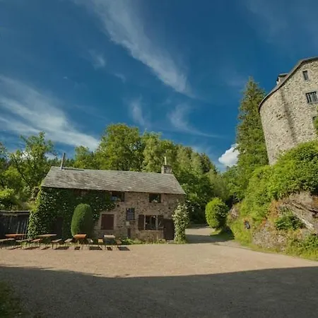 Quaint Chalet, Bernister شاليه *