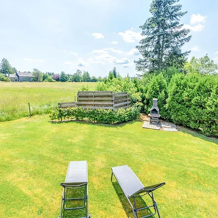 Domek alpejski Quaint Chalet, Bernister *